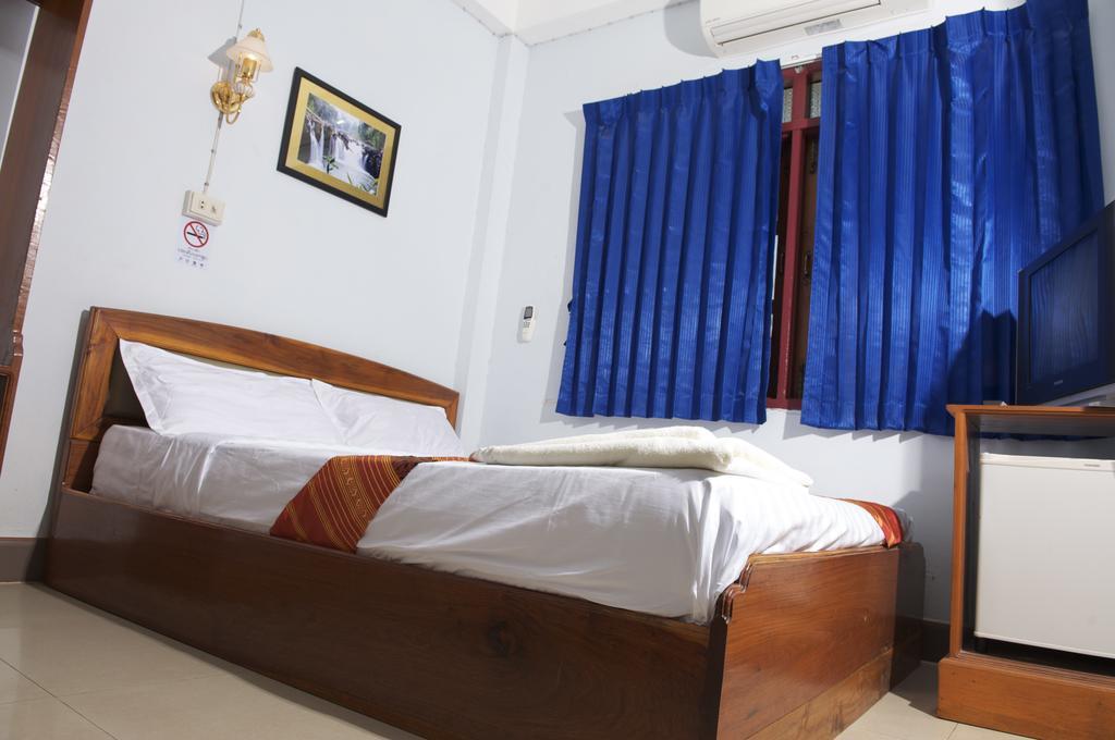 Lankham Hotel Pakse Room photo