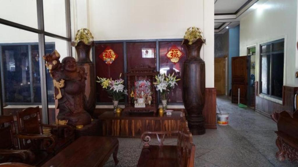 Lankham Hotel Pakse Exterior photo