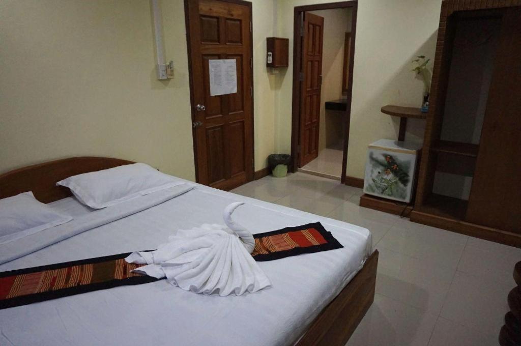 Lankham Hotel Pakse Exterior photo