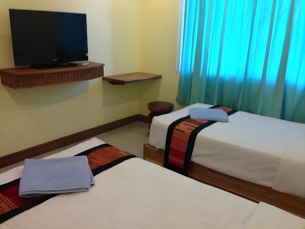 Lankham Hotel Pakse Exterior photo